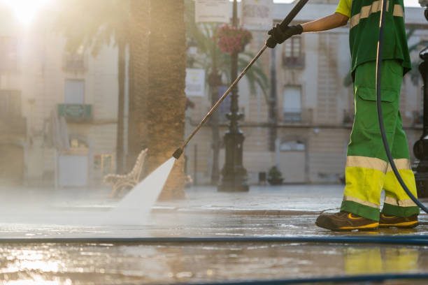 Best Commercial Building Pressure Washing  in Holdenville, OK